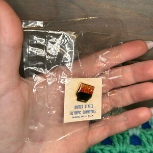 3/$10 Vintage 1984 United States Olympic Committee Pin